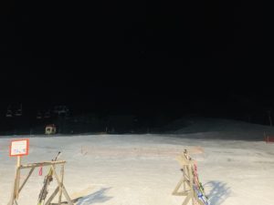 電気が消えたゲレンデ