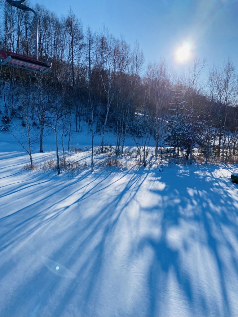 雪のスキー場